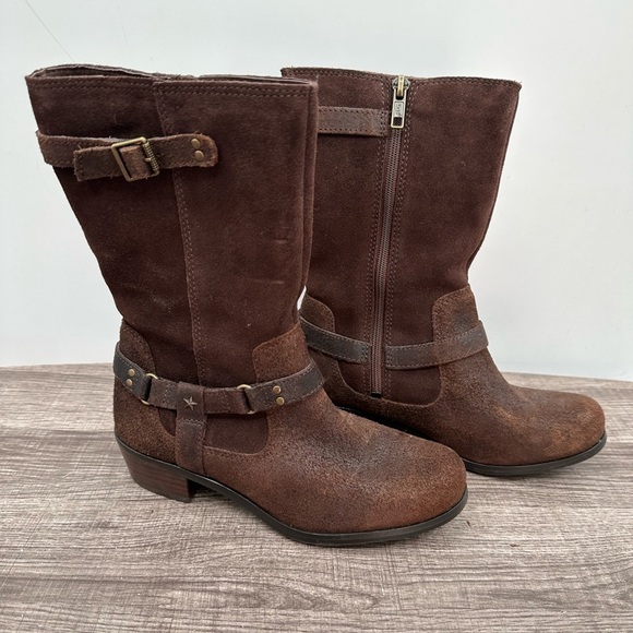 UGG girls brown leather Sherpa lining gorpcore warm boot. Girl 2 - Picture 1 of 13